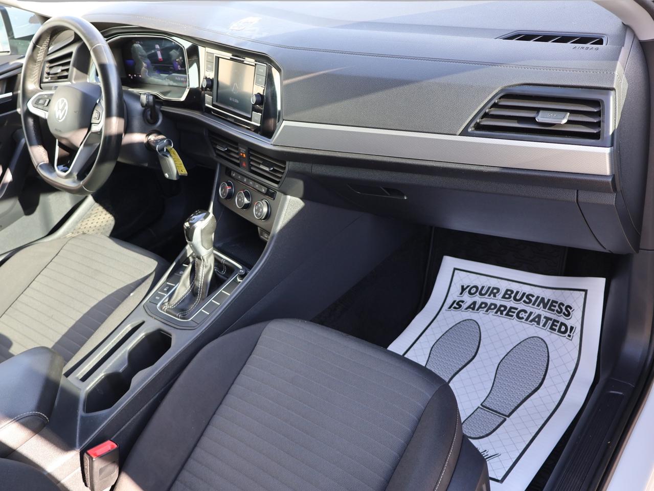 2024 Volkswagen Jetta TRENDLINE CERTIFIED *1 OWNER*ACCIDENT FREE* CAMERA BLUETOOTH HEATED SEATS CRUISE ALLOYS Photo