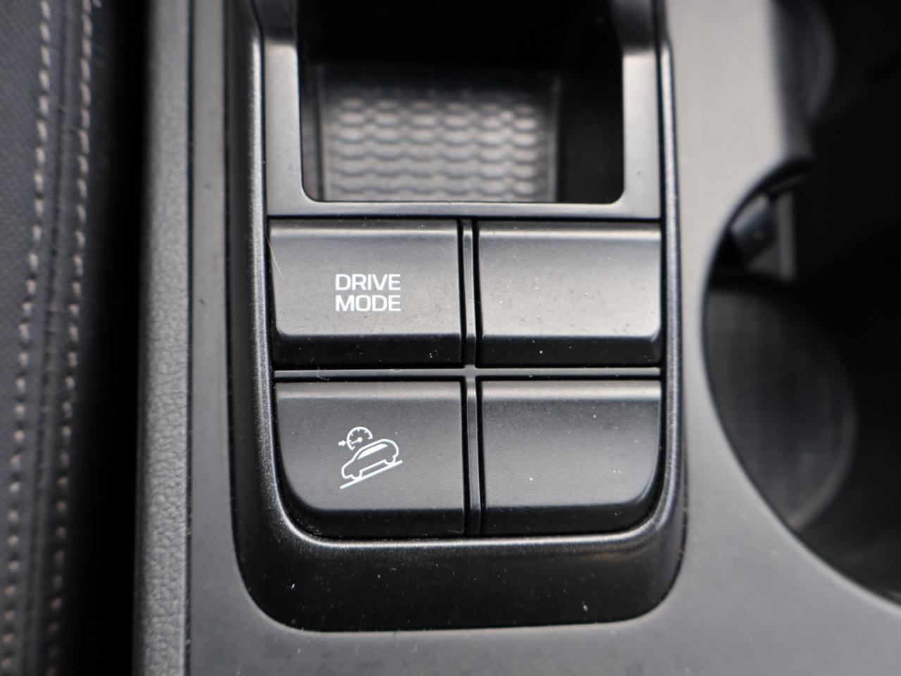 2020 Hyundai Tucson PREFERRED AWD CERTIFIED *ACCIDENT FREE*20 SERVICE RECORDS* CAMERA BLUETOOTH HEATED SEATS CRUISE ALLOYS Photo