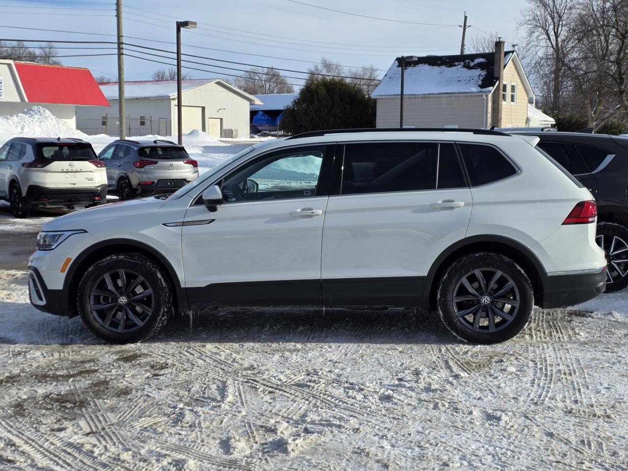 2023 Volkswagen Tiguan COMFORTLINE 4Motion Photo