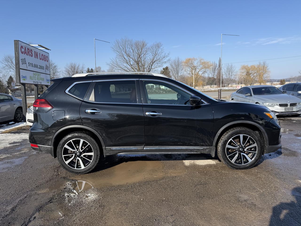 2017 Nissan Rogue SL Platinum AWD Photo