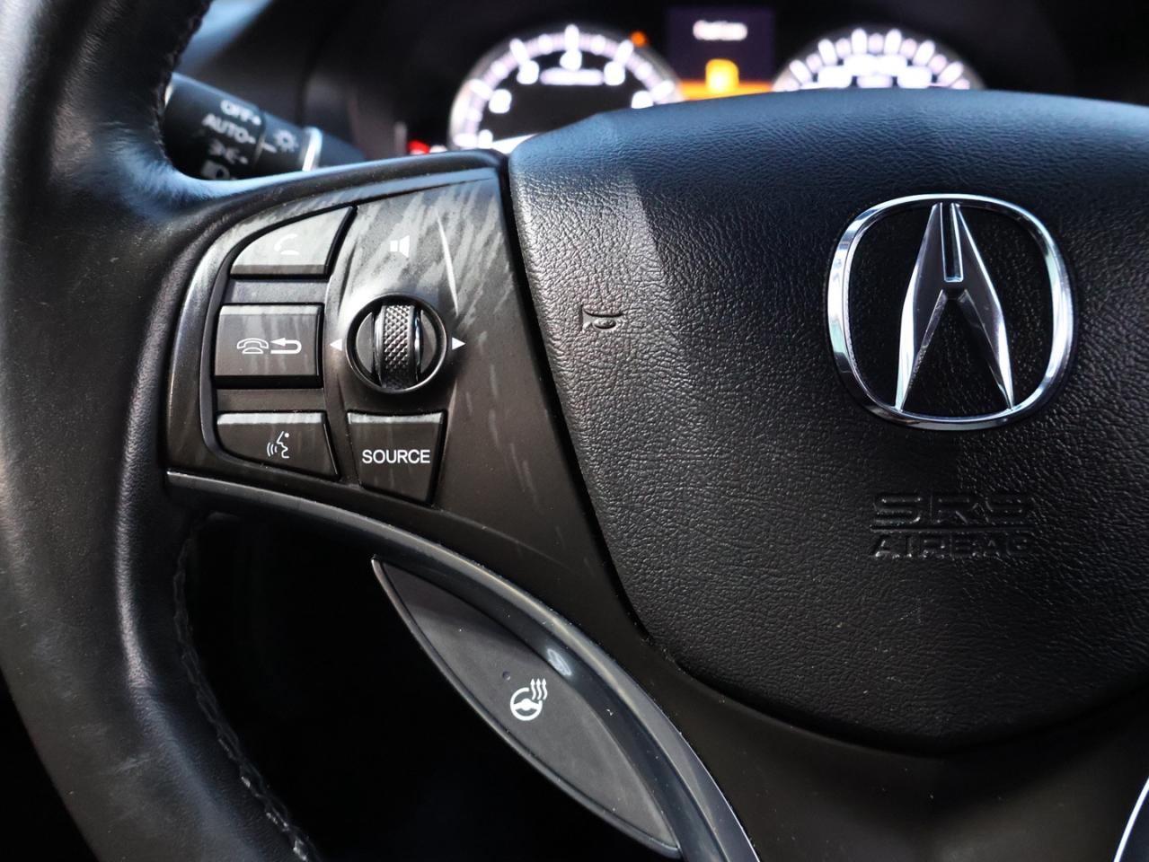 2018 Acura MDX 3.5L V6 SH-AWD w/Advance Package 360 CAMERA NAV DVD BLUETOOTH DVD LEATHER HEATED SEATS SUNROOF CRUISE ALLOYS Photo