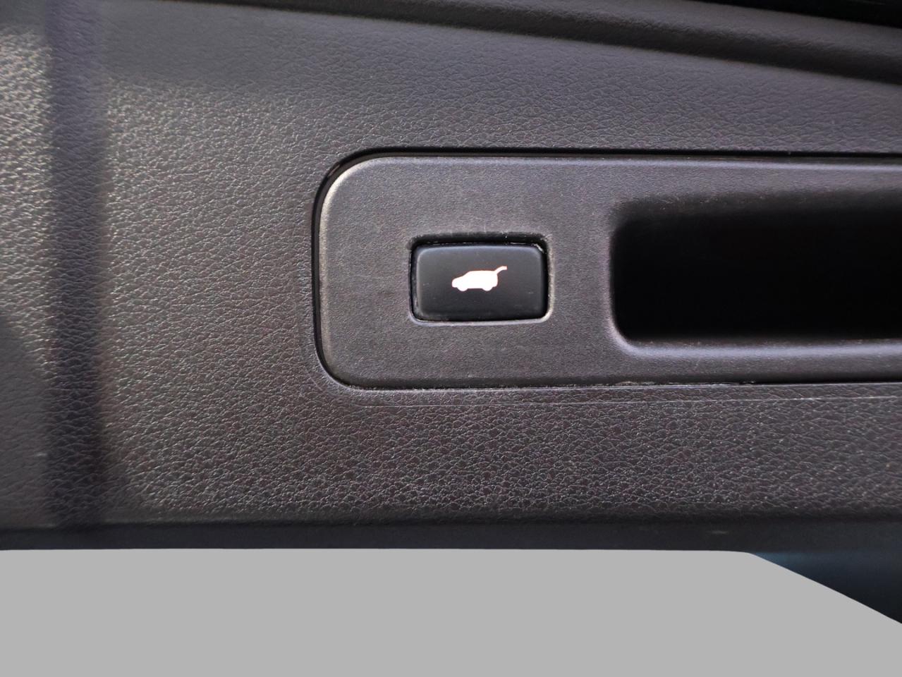 2018 Acura MDX 3.5L V6 SH-AWD w/Advance Package 360 CAMERA NAV DVD BLUETOOTH DVD LEATHER HEATED SEATS SUNROOF CRUISE ALLOYS Photo