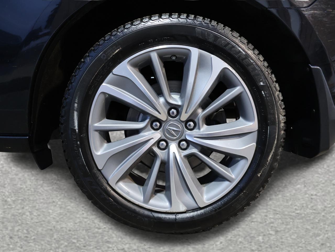 2018 Acura MDX 3.5L V6 SH-AWD w/Advance Package 360 CAMERA NAV DVD BLUETOOTH DVD LEATHER HEATED SEATS SUNROOF CRUISE ALLOYS Photo