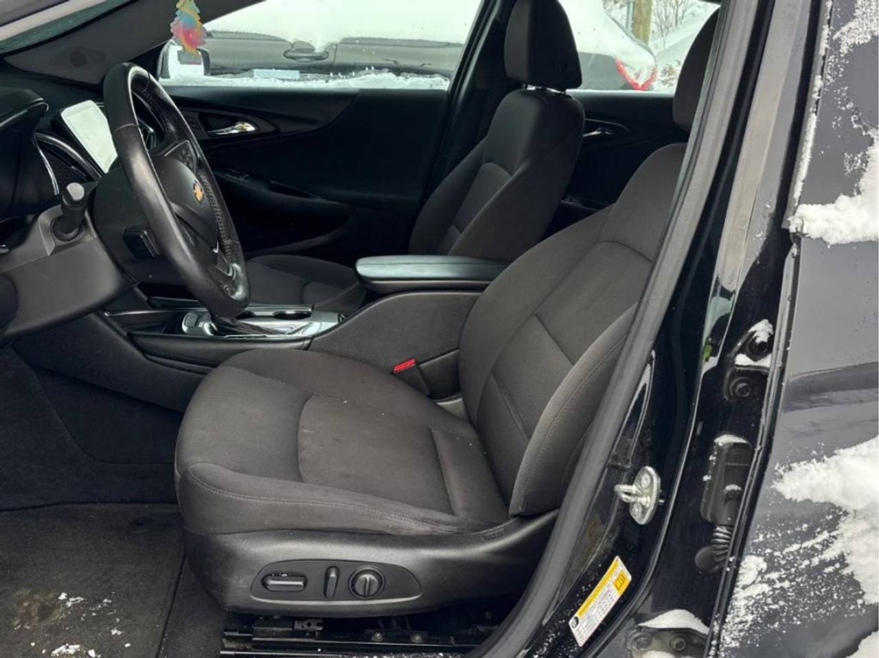 2018 Chevrolet Malibu LT Photo