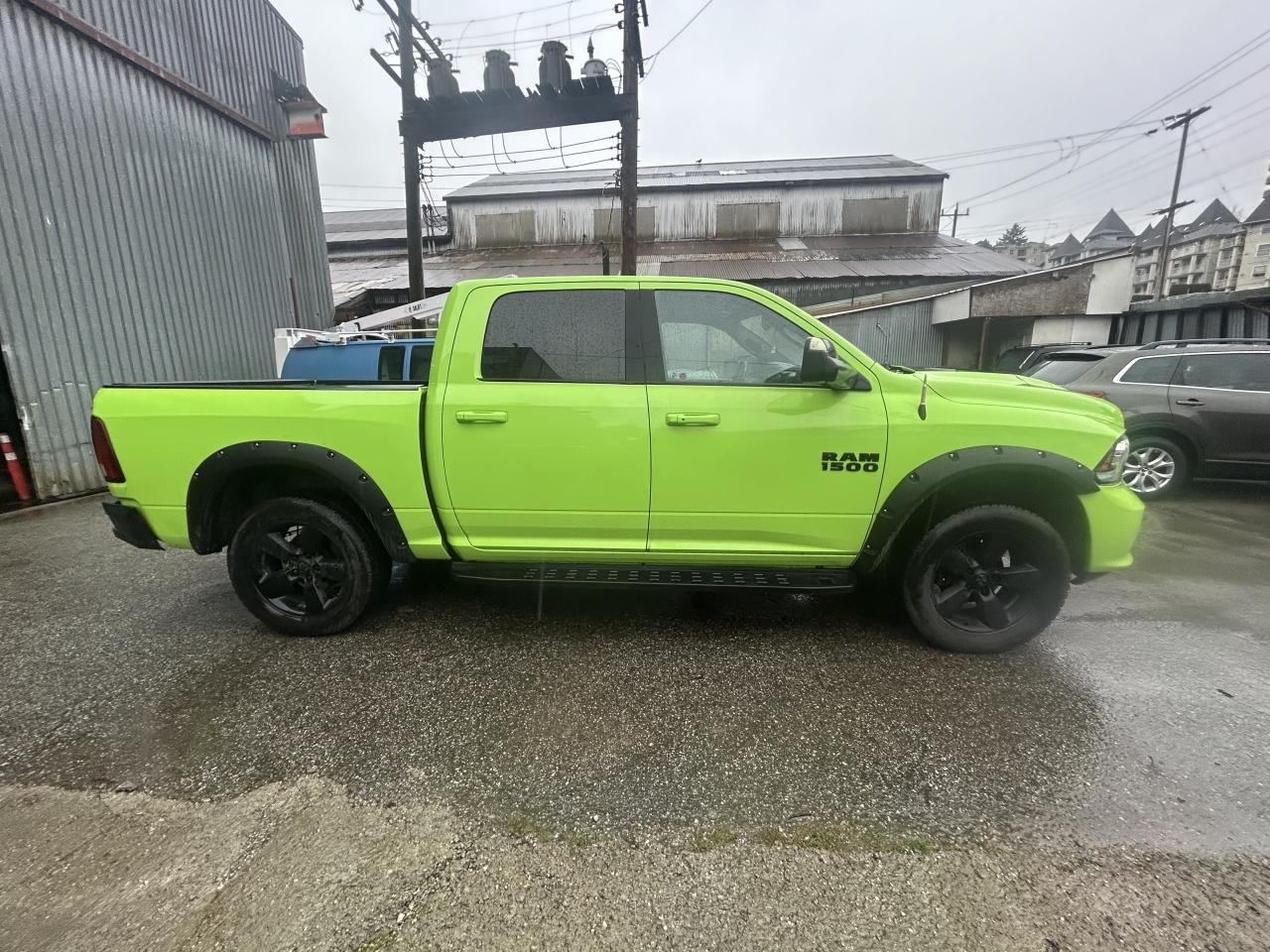 2017 RAM 1500 SPORT - Photo #5