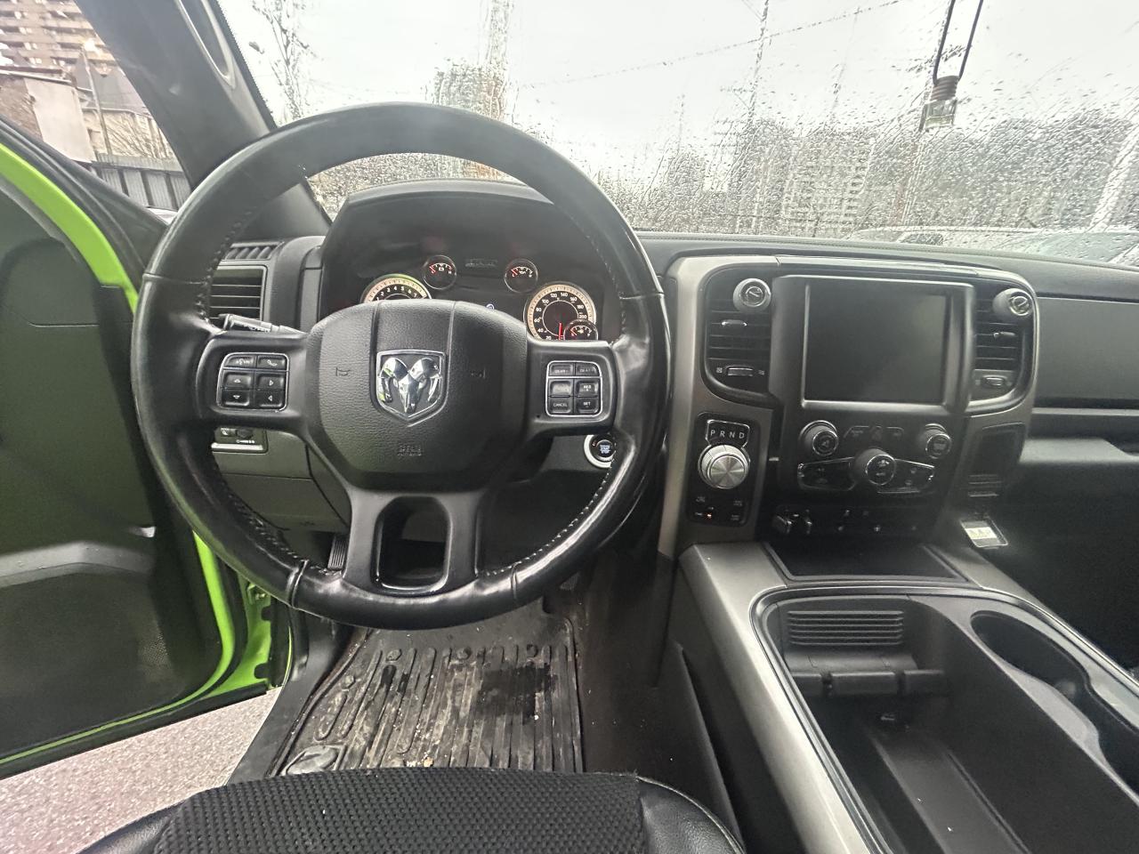 2017 RAM 1500 SPORT - Photo #11