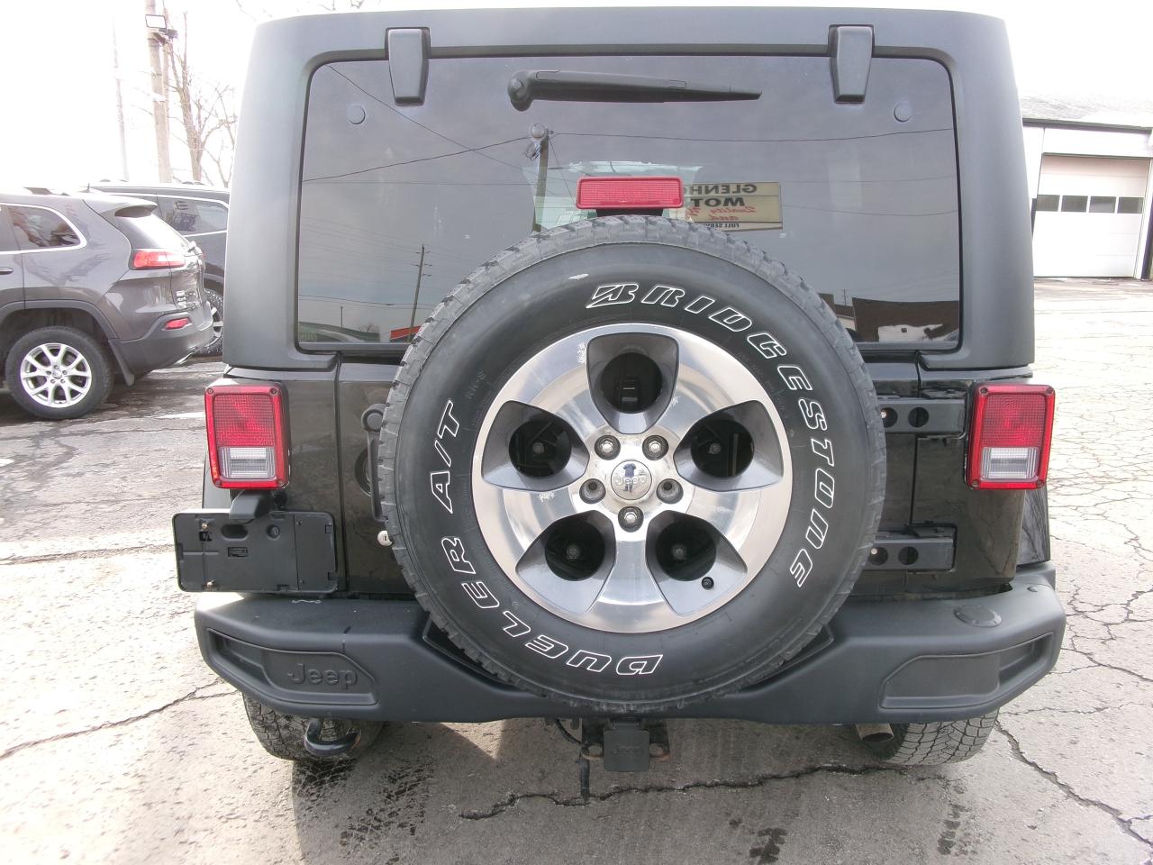 2018 Jeep Wrangler Unlimited Sahara 4X4 Photo