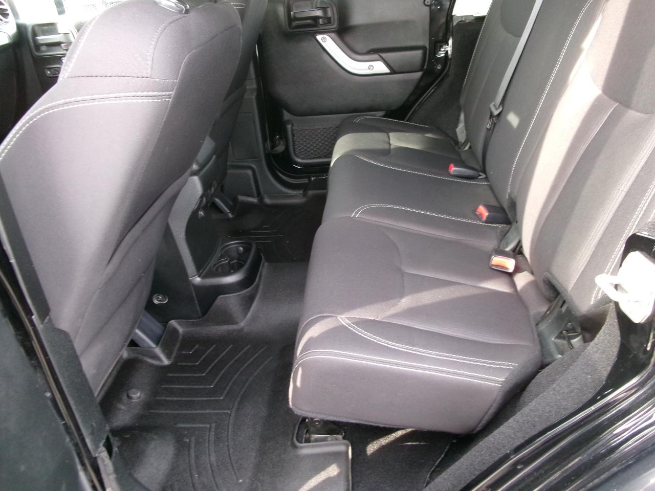 2018 Jeep Wrangler Unlimited Sahara 4X4 Photo