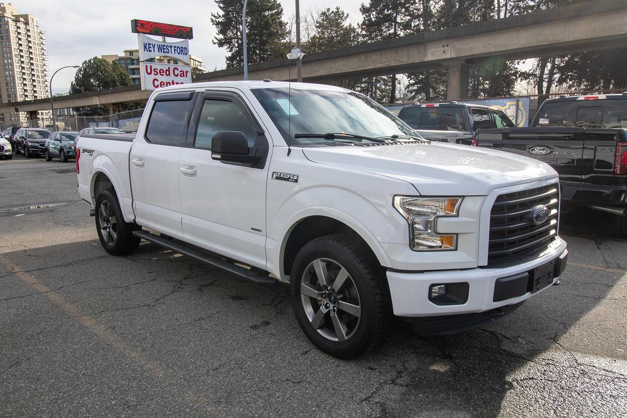 2016 Ford F-150 4WD SUPERCREW 145" XLT Photo3
