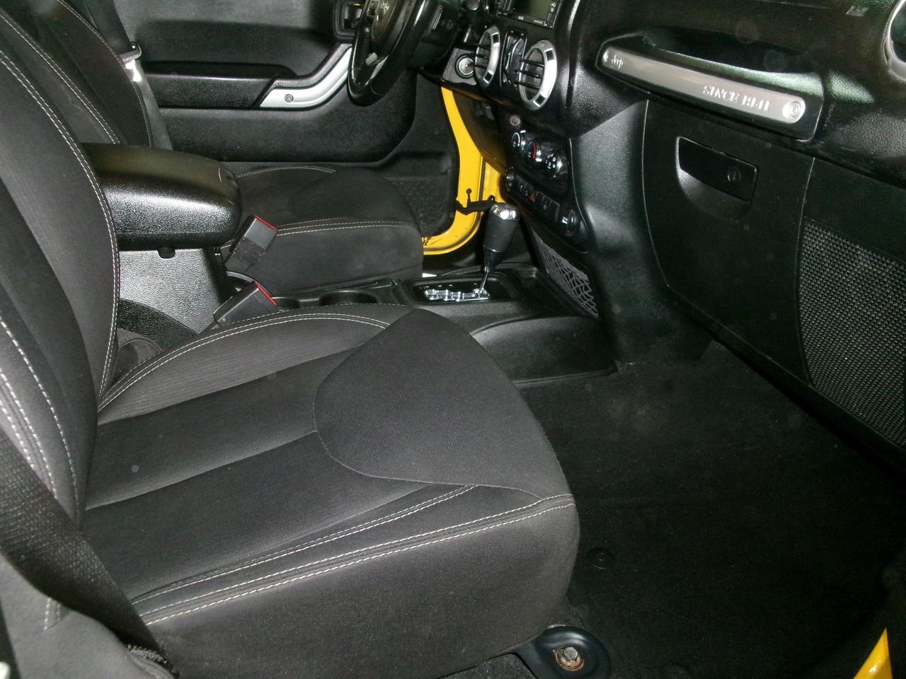 2015 Jeep Wrangler Unlimited Sahara Photo