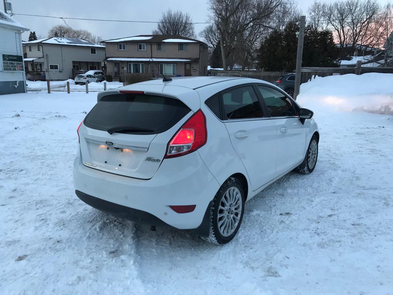 Used 2014 Ford Fiesta Titanium for sale in Oshawa, ON