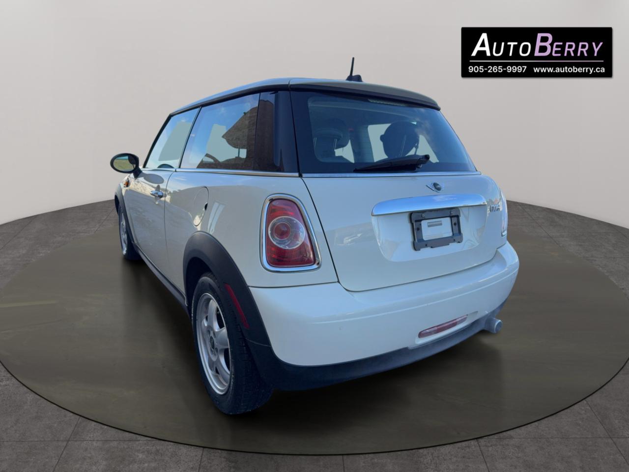2011 MINI Cooper 2dr Cpe Classic Photo