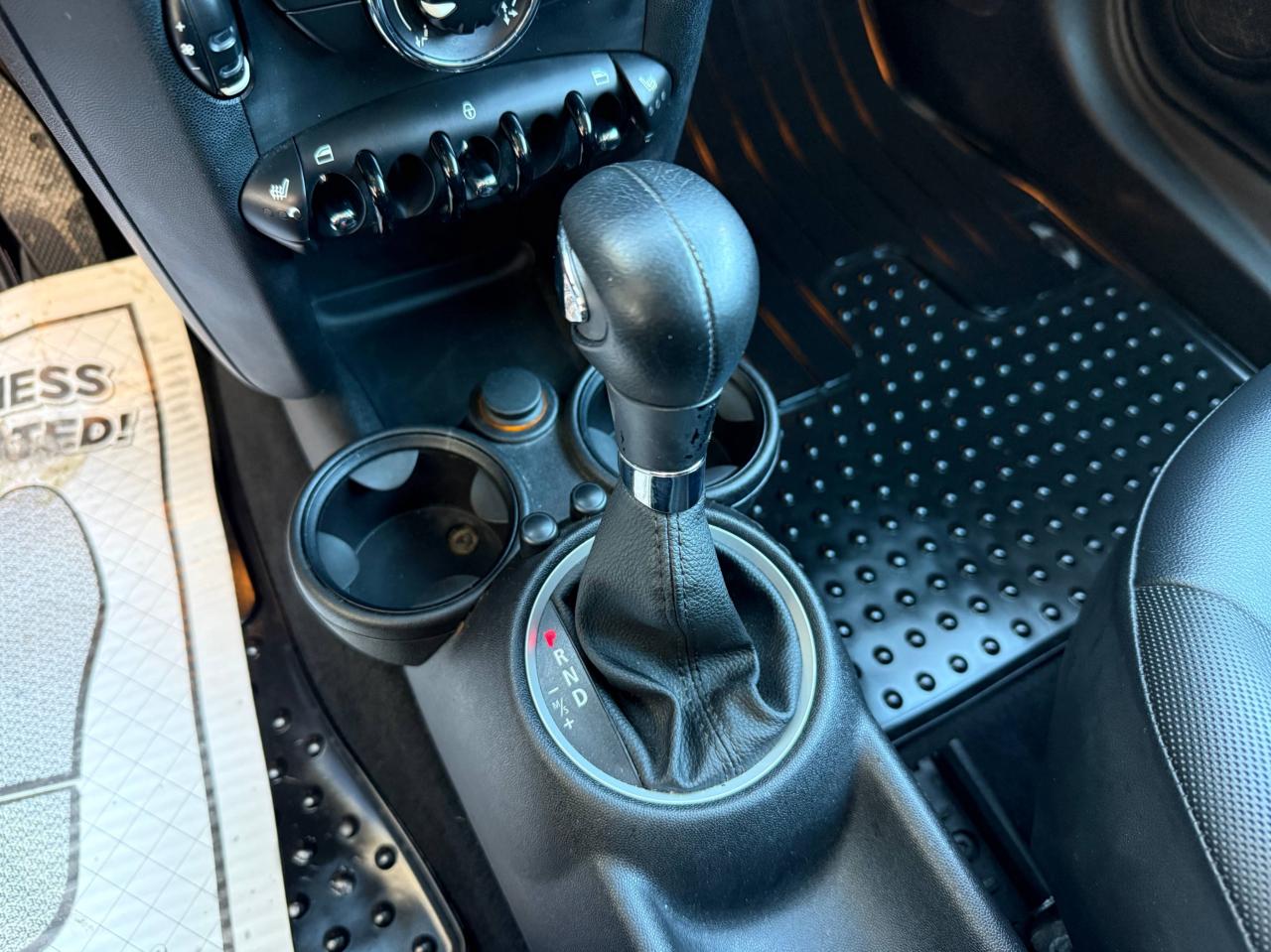 2011 MINI Cooper 2dr Cpe Classic Photo