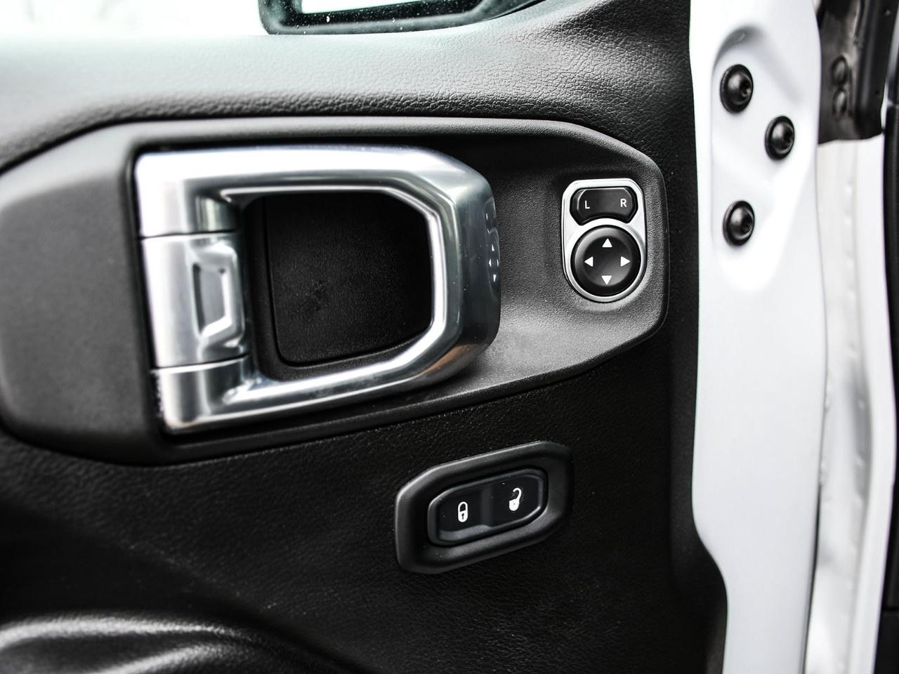 2024 Jeep Wrangler Rubicon 4 Door 4x4 Photo