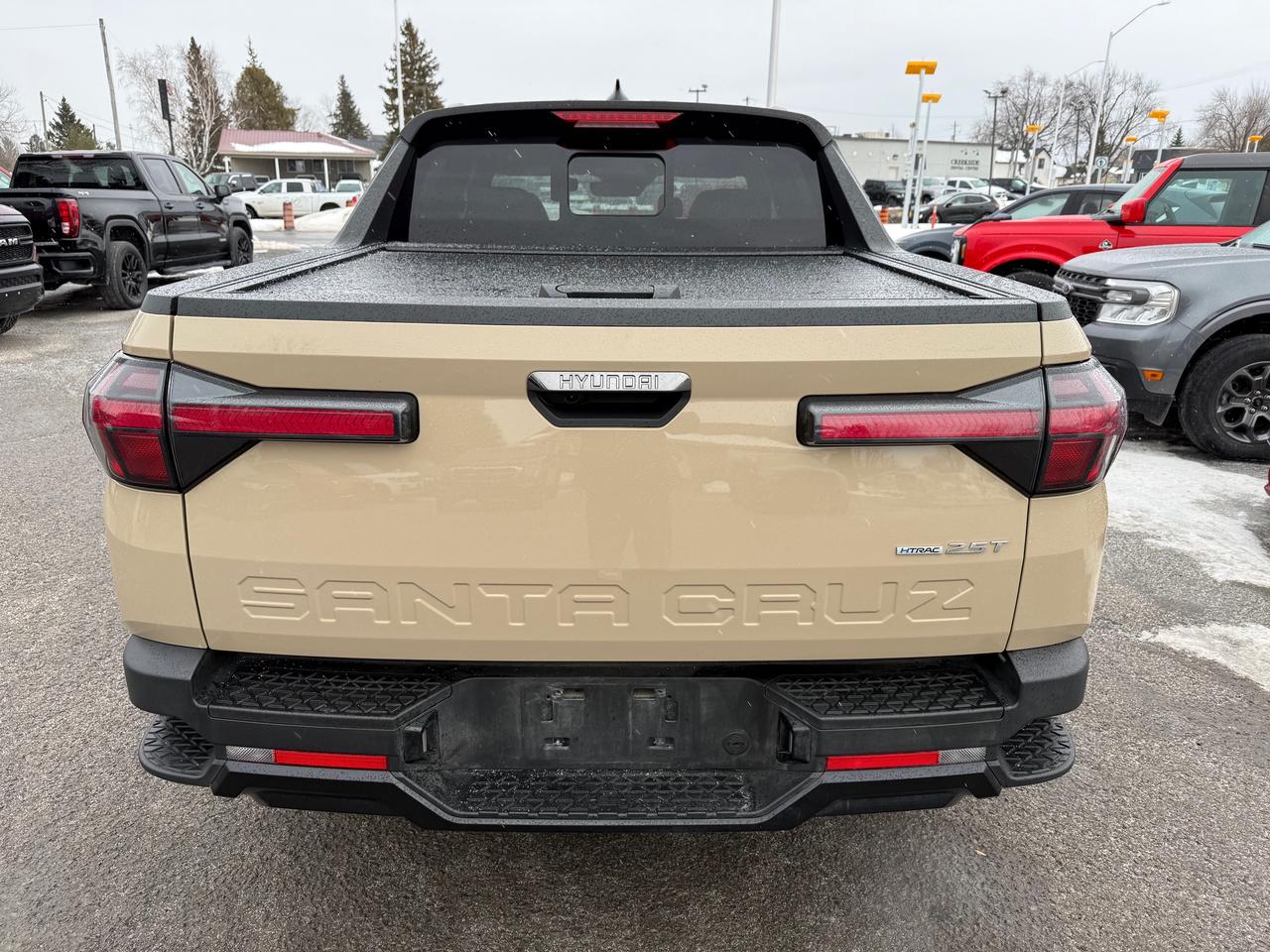 2023 Hyundai Santa Cruz Ultimate w/Colour Package NAV! Heated and Cooled Seats! Photo3