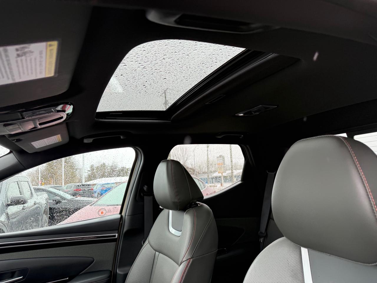 2023 Hyundai Santa Cruz Ultimate w/Colour Package NAV! Heated and Cooled Seats! Photo