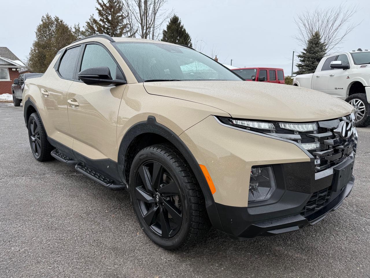 2023 Hyundai Santa Cruz Ultimate w/Colour Package NAV! Heated and Cooled Seats! Photo