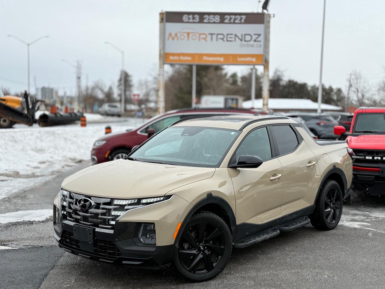 2023 Hyundai Santa Cruz Ultimate w/Colour Package NAV! Heated and Cooled Seats! Photo