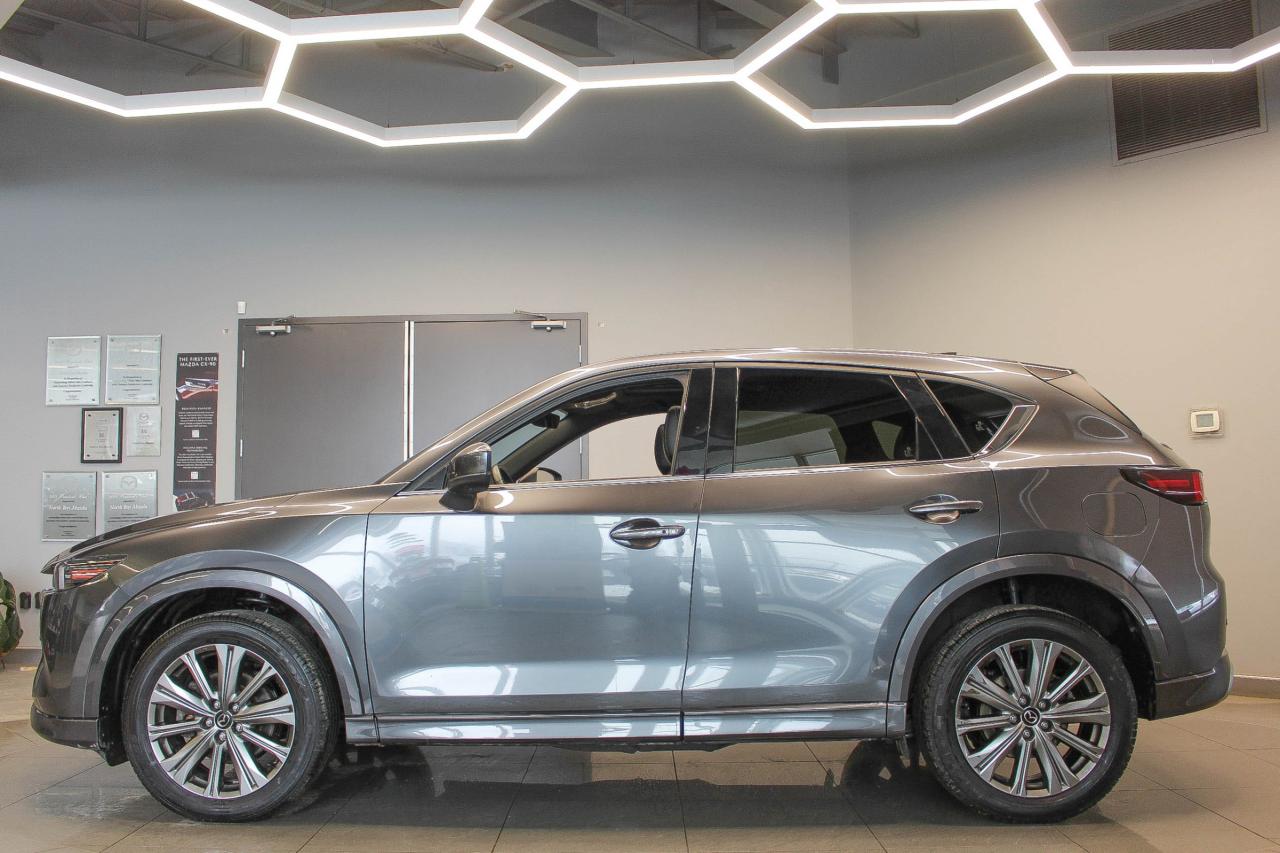 2024 Mazda CX-5 Signature HEADS UP DISPLAY - TURBO ENGINE - HEATED/VENTILATED SEATS Photo