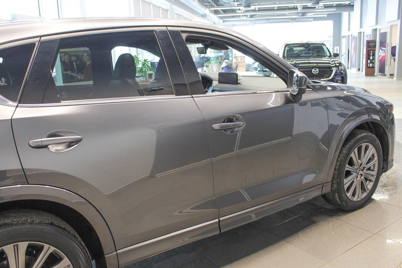 2024 Mazda CX-5 Signature HEADS UP DISPLAY - TURBO ENGINE - HEATED/VENTILATED SEATS Photo