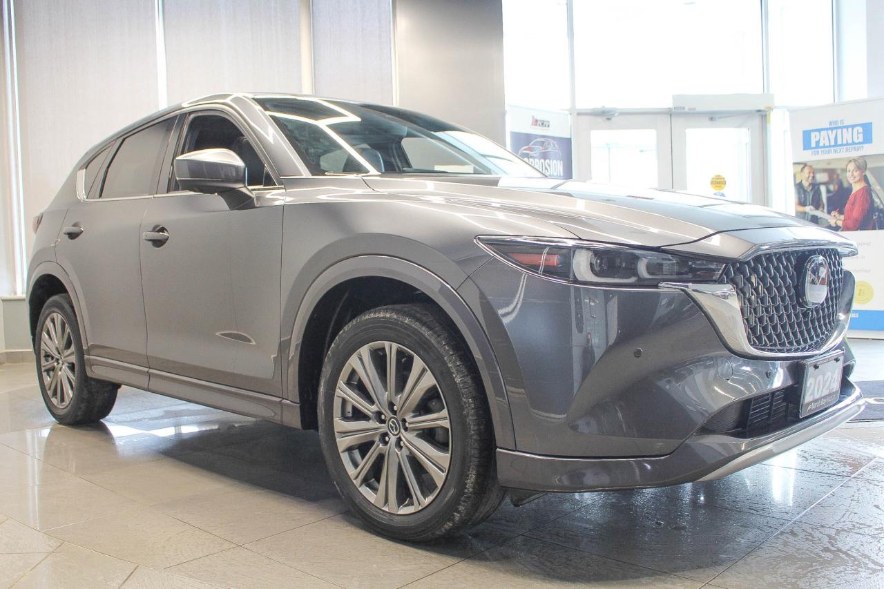 2024 Mazda CX-5 Signature HEADS UP DISPLAY - TURBO ENGINE - HEATED/VENTILATED SEATS Photo
