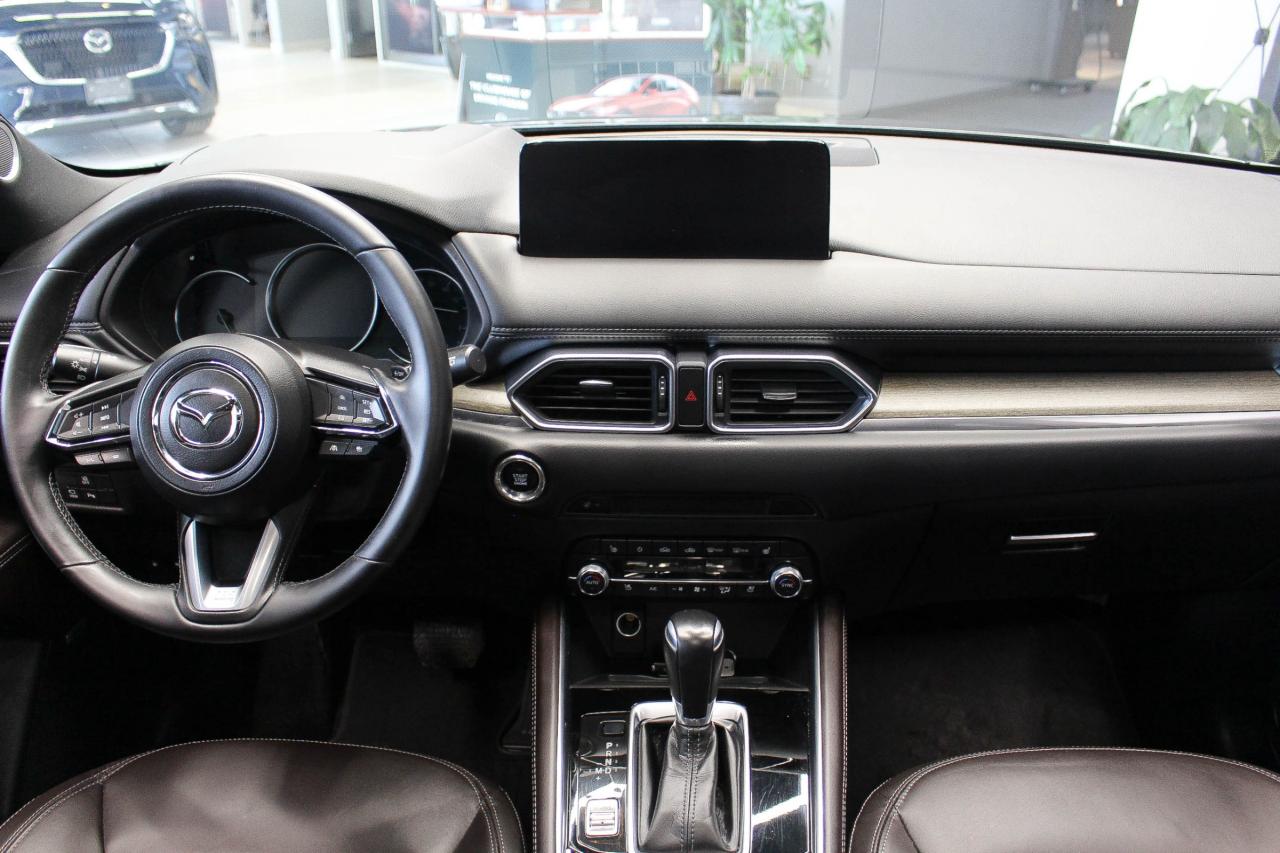 2024 Mazda CX-5 Signature HEADS UP DISPLAY - TURBO ENGINE - HEATED/VENTILATED SEATS Photo