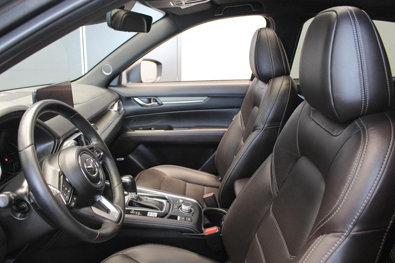 2024 Mazda CX-5 Signature HEADS UP DISPLAY - TURBO ENGINE - HEATED/VENTILATED SEATS Photo