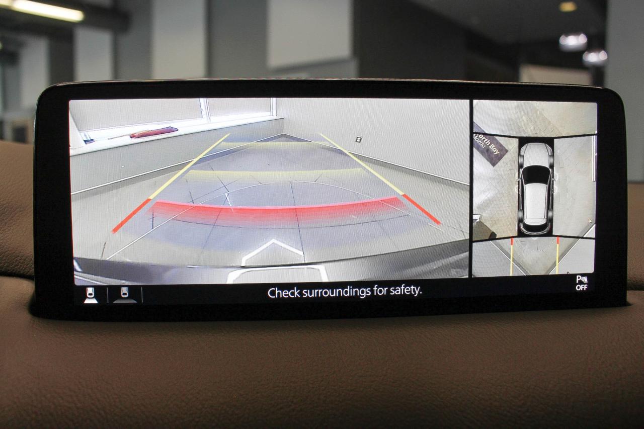 2024 Mazda CX-5 Signature HEADS UP DISPLAY - TURBO ENGINE - HEATED/VENTILATED SEATS Photo