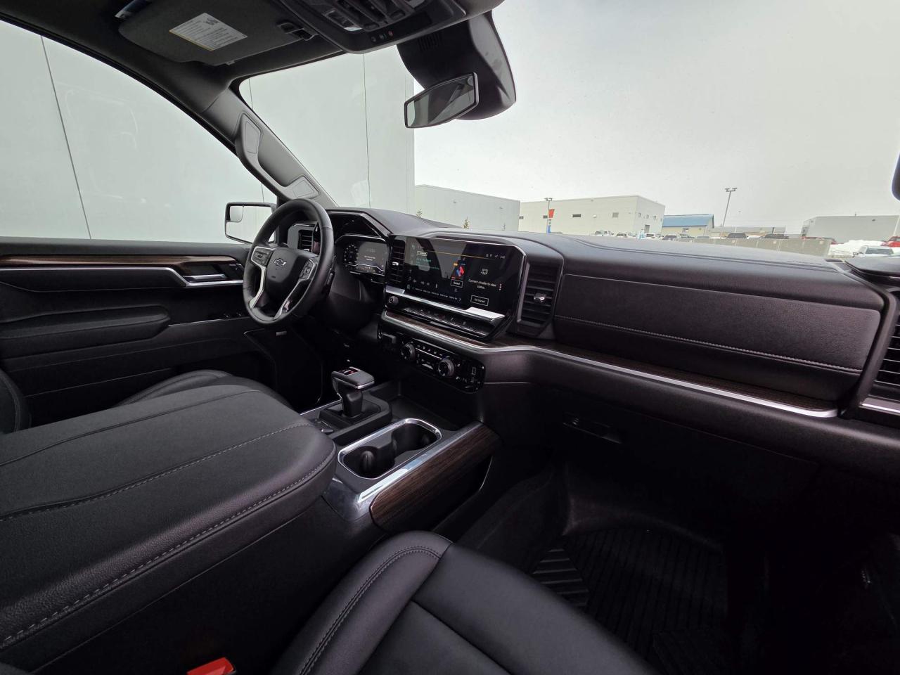 2025 Chevrolet Silverado 1500 RST Sunroof | Crew Cab | True North Edition | Z71 Photo