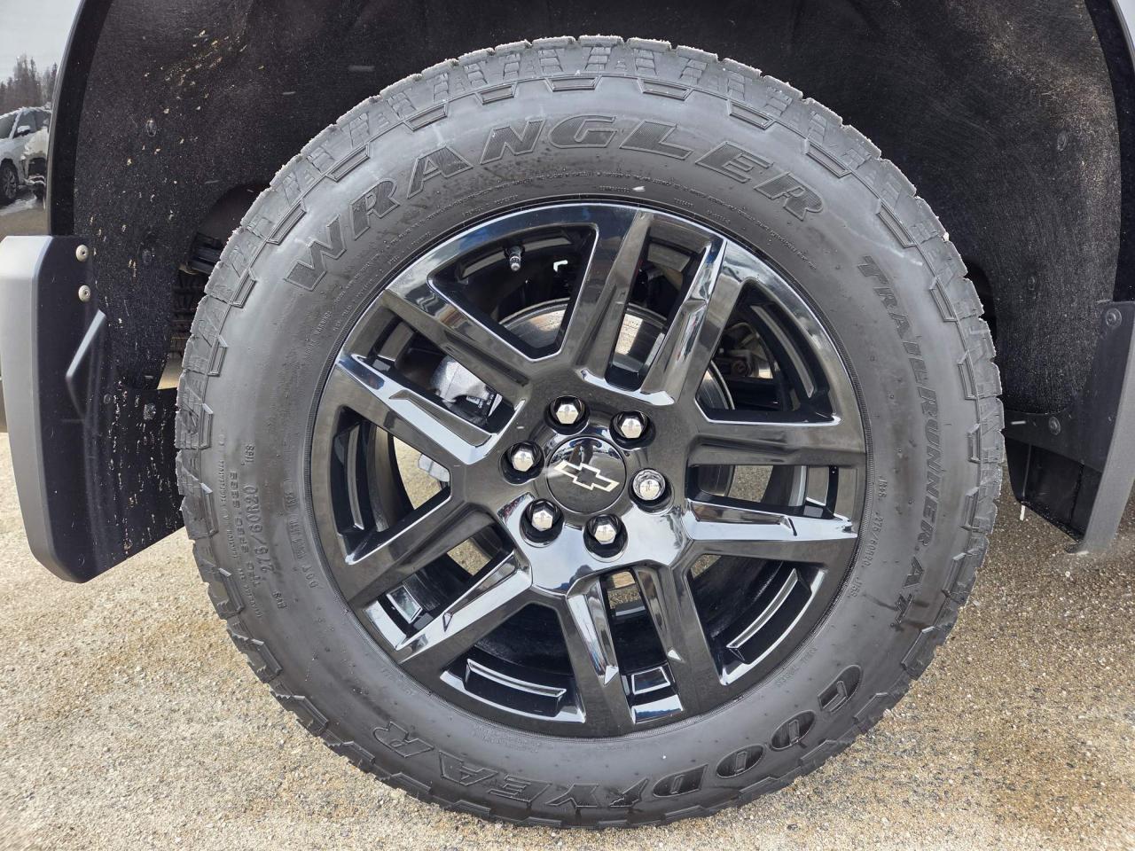 2025 Chevrolet Silverado 1500 RST Sunroof | Crew Cab | True North Edition | Z71 Photo