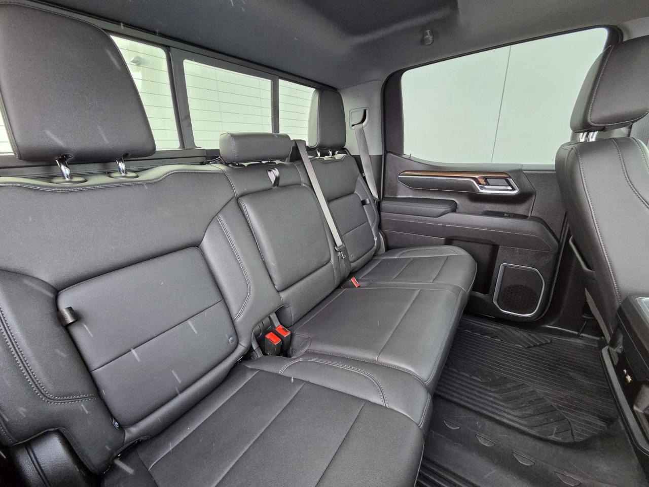 2025 Chevrolet Silverado 1500 RST Sunroof | Crew Cab | True North Edition | Z71 Photo