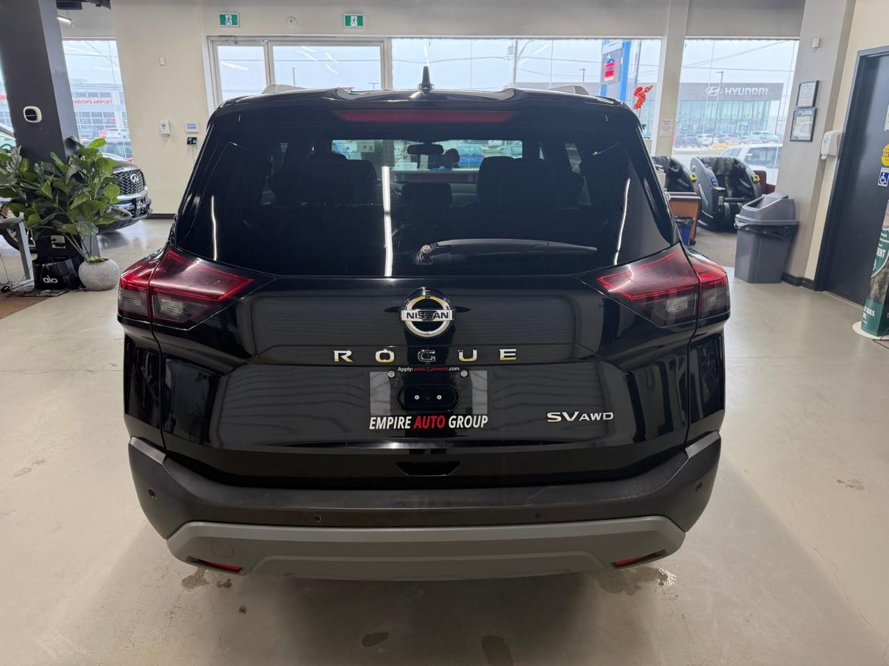 2021 Nissan Rogue SV Photo