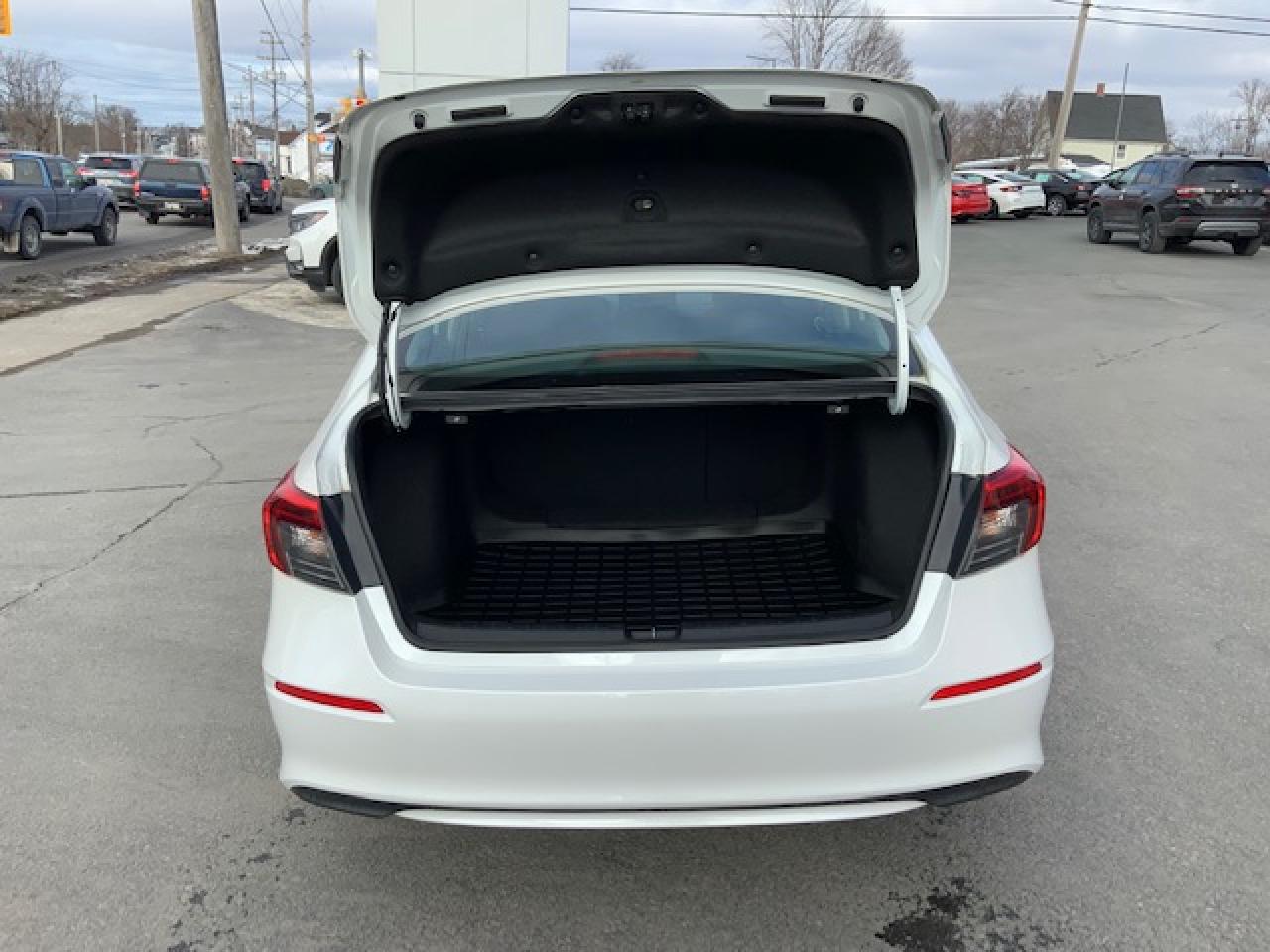 2023 Honda Civic LX Photo