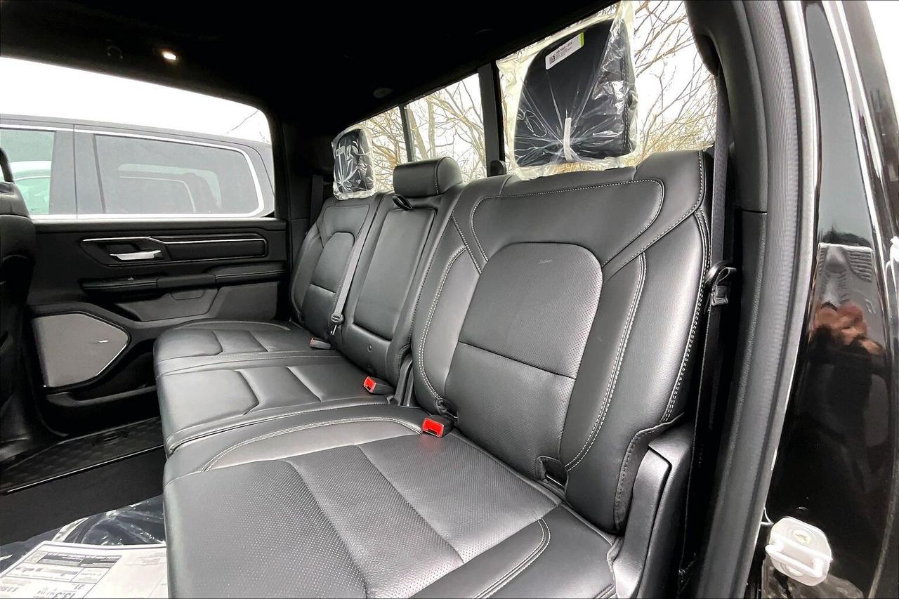 2026 RAM 1500 SPORT | HEMI | Leather | Pano Roof | Level 1 | 392 Photo