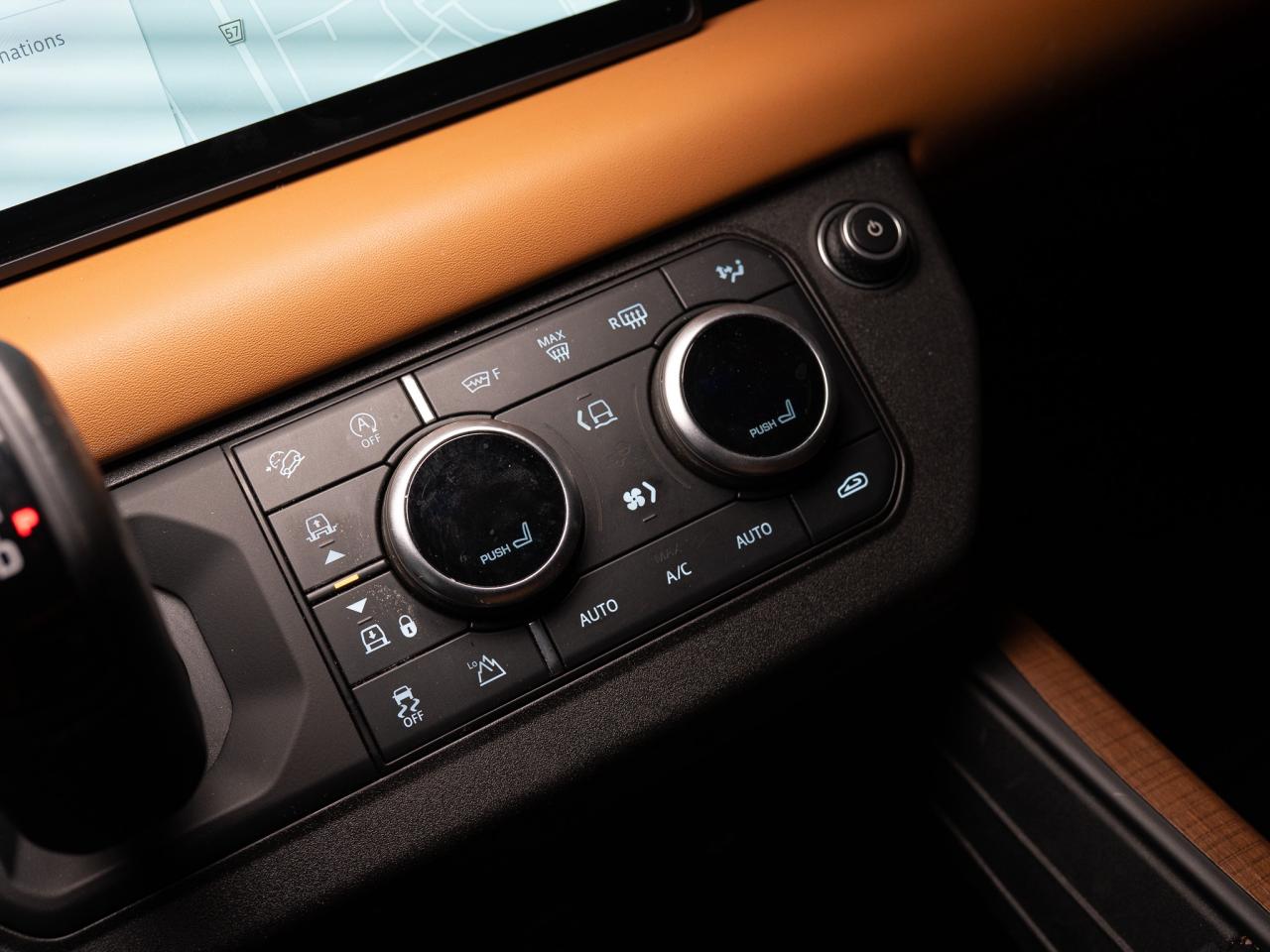 2022 Land Rover Defender P400 | X | 110 | PANO | HUD | MERIDIAN Photo