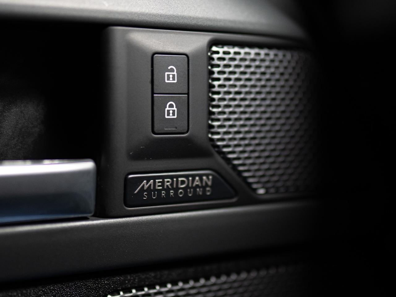 2022 Land Rover Defender P400 | X | 110 | PANO | HUD | MERIDIAN Photo