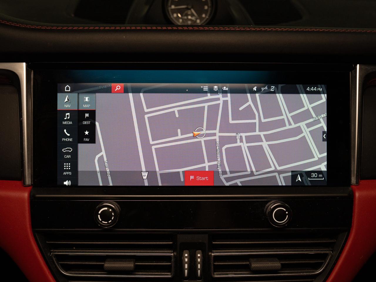 2023 Porsche Macan PREMIUM PLUS PKG | RED LEATHER | PANO | 20 IN Photo