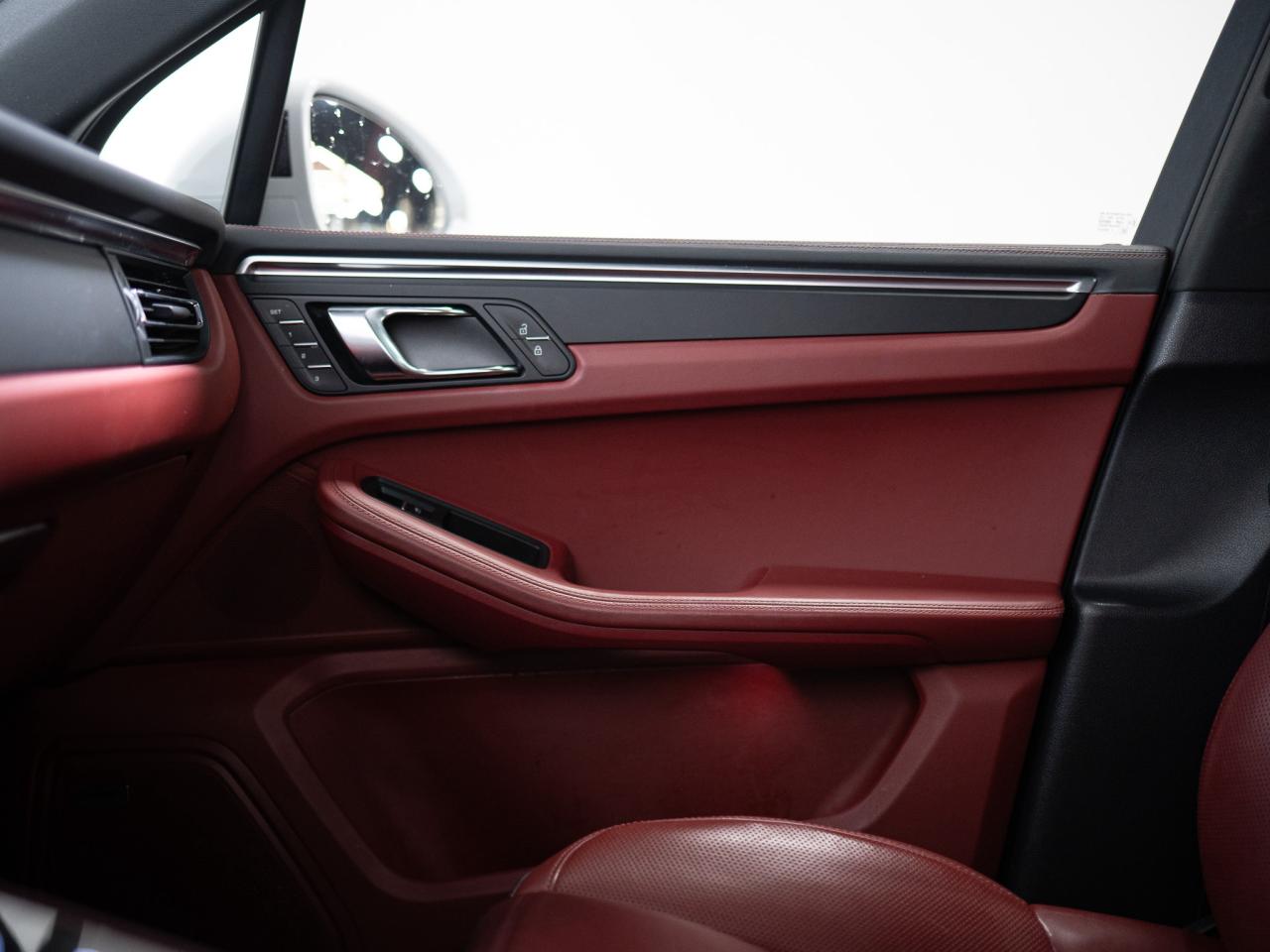 2023 Porsche Macan PREMIUM PLUS PKG | RED LEATHER | PANO | 20 IN Photo