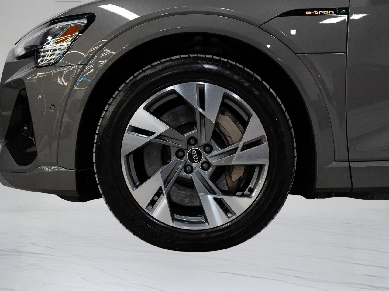 2023 Audi E-Tron TECHNIK | S-LINE | PANO | HUD | 20 IN Photo