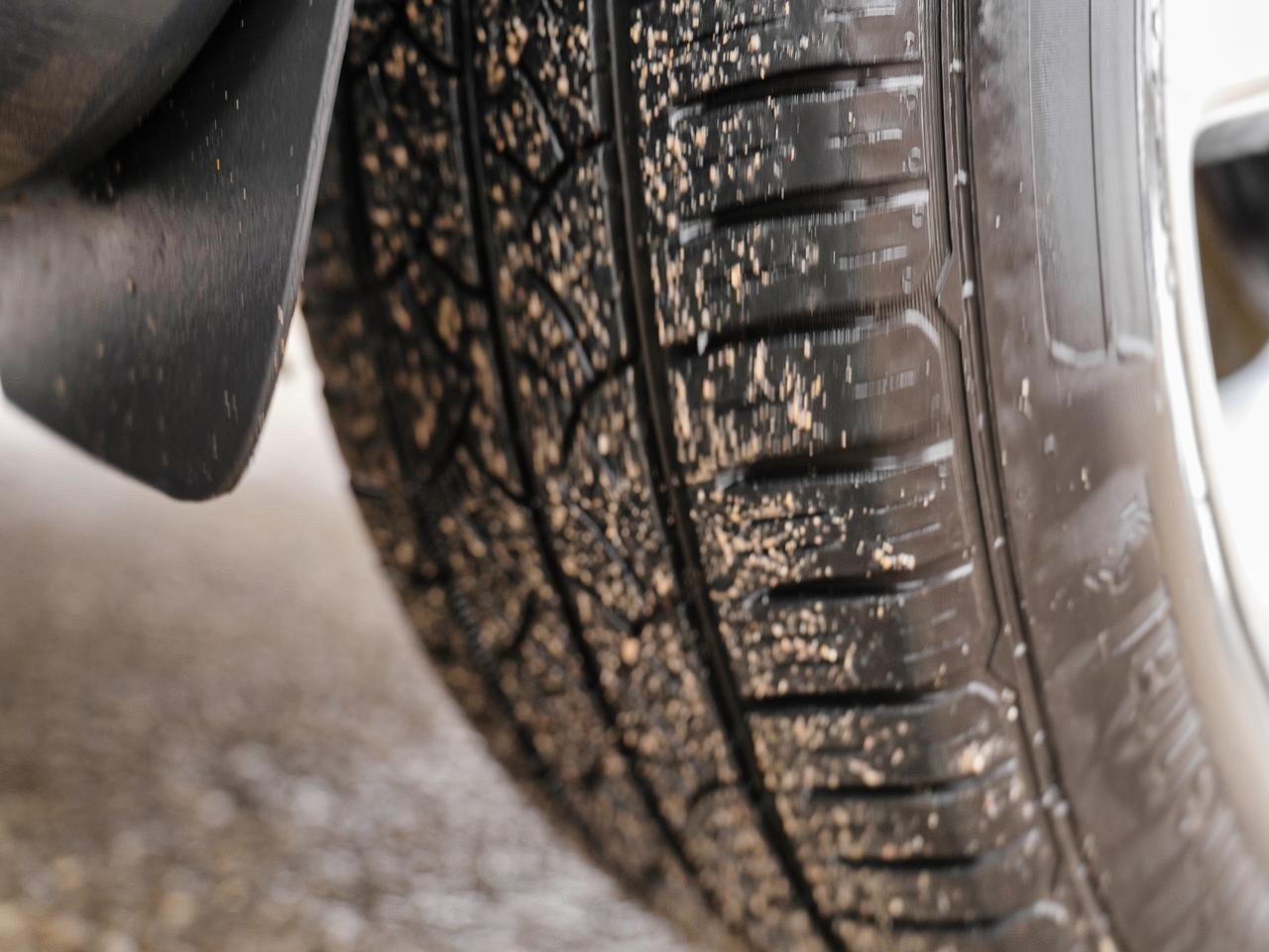 2016 Jeep Cherokee Limited | LEATHER | PANO ROOF | NAVI | 4WD Photo