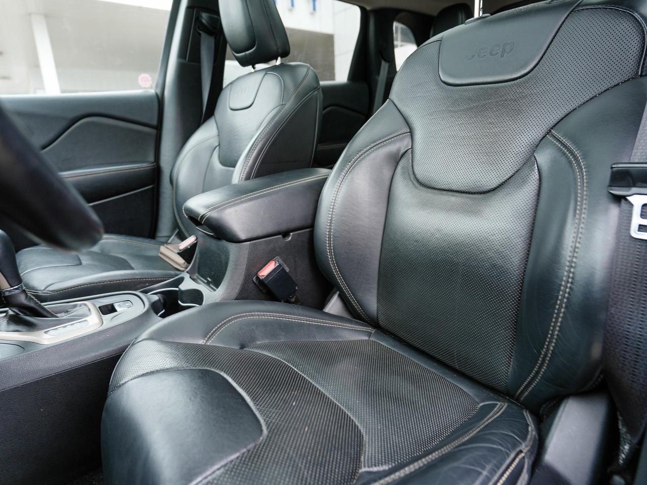 2016 Jeep Cherokee Limited | LEATHER | PANO ROOF | NAVI | 4WD Photo