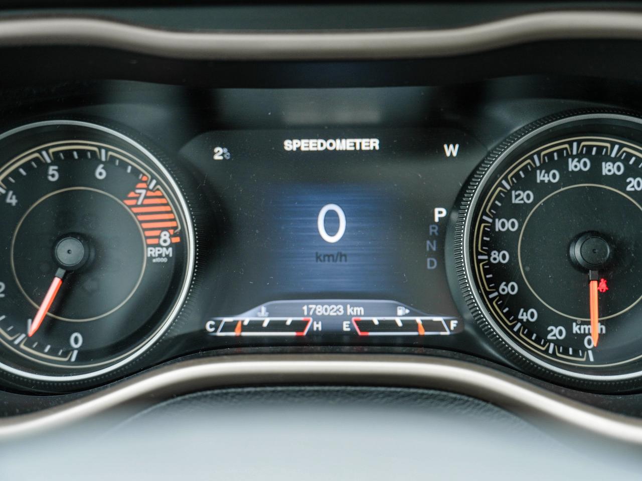 2016 Jeep Cherokee Limited | LEATHER | PANO ROOF | NAVI | 4WD Photo