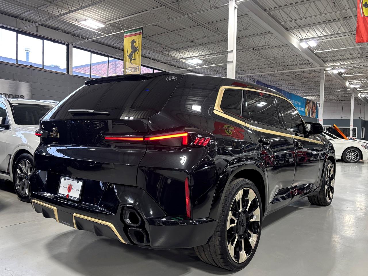 2024 BMW XM 644HP|AWD|NO LUX TAX|BOWERSDIAMOND|NAV|ARVIEW|HUD| Photo