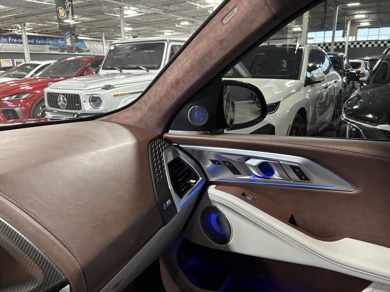 2024 BMW XM 644HP|AWD|NO LUX TAX|BOWERSDIAMOND|NAV|ARVIEW|HUD| Photo