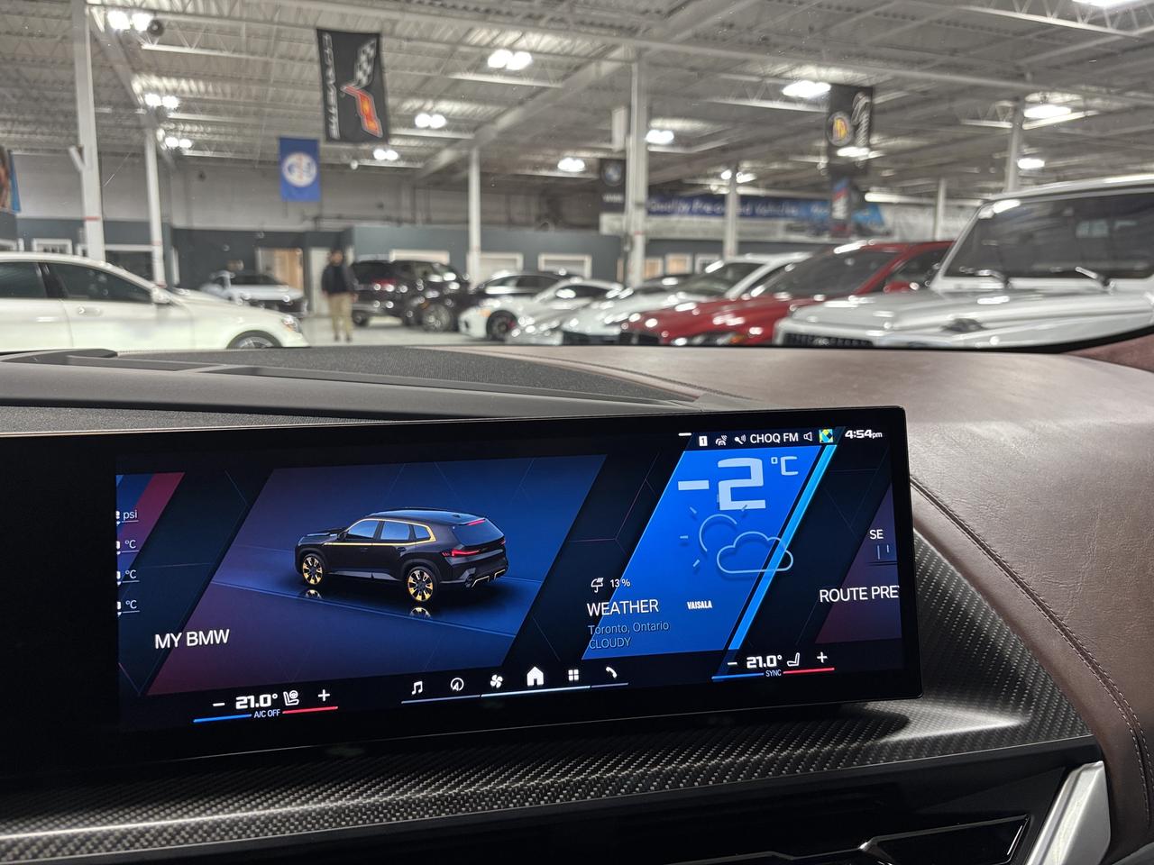 2024 BMW XM 644HP|AWD|NO LUX TAX|BOWERSDIAMOND|NAV|ARVIEW|HUD| Photo