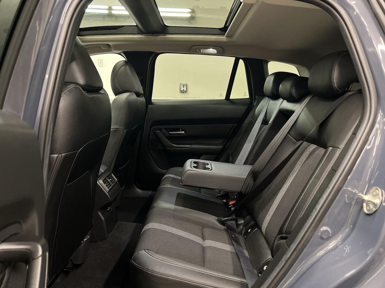 2025 Mazda CX-50 AWD | HTD LEATHER | PANO ROOF | CARPLAY | ALLOYS Photo