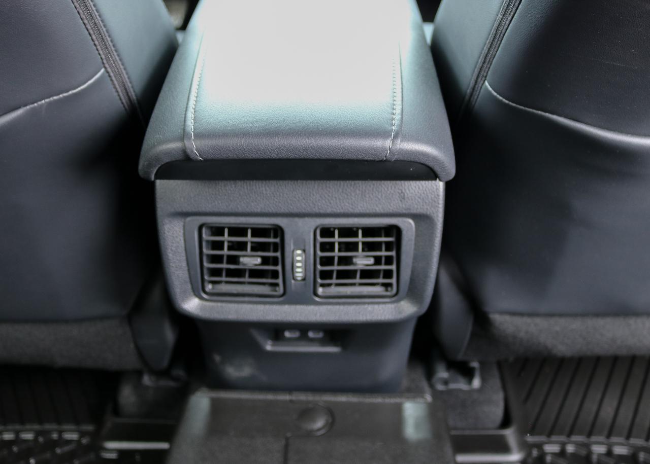 2023 Toyota Venza XLE AWD | JBL AUDIO  | HEATED SEATS | BLUETOOTH | Photo