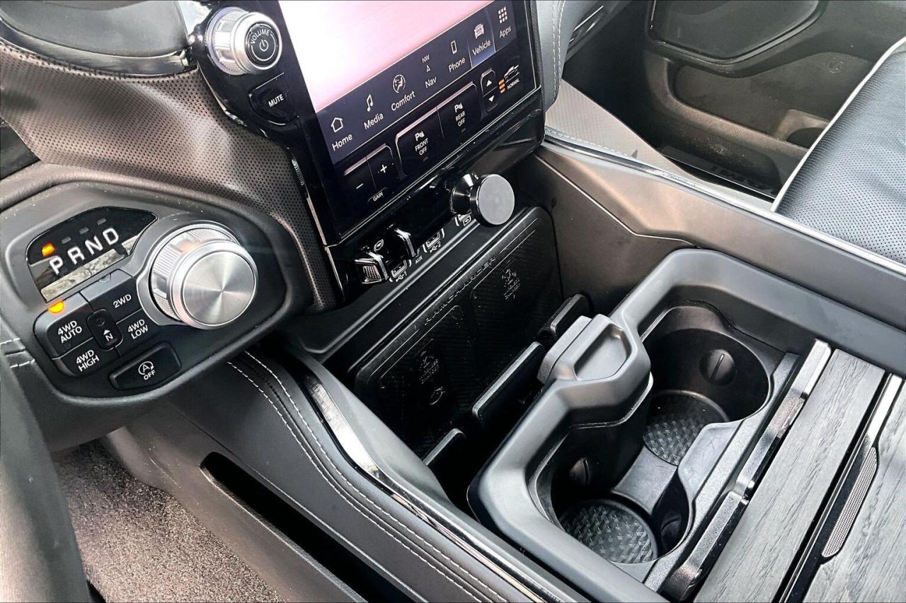 2025 RAM 1500 Limited | Level A | Panoroof | Bed Utility | 4X4 Photo