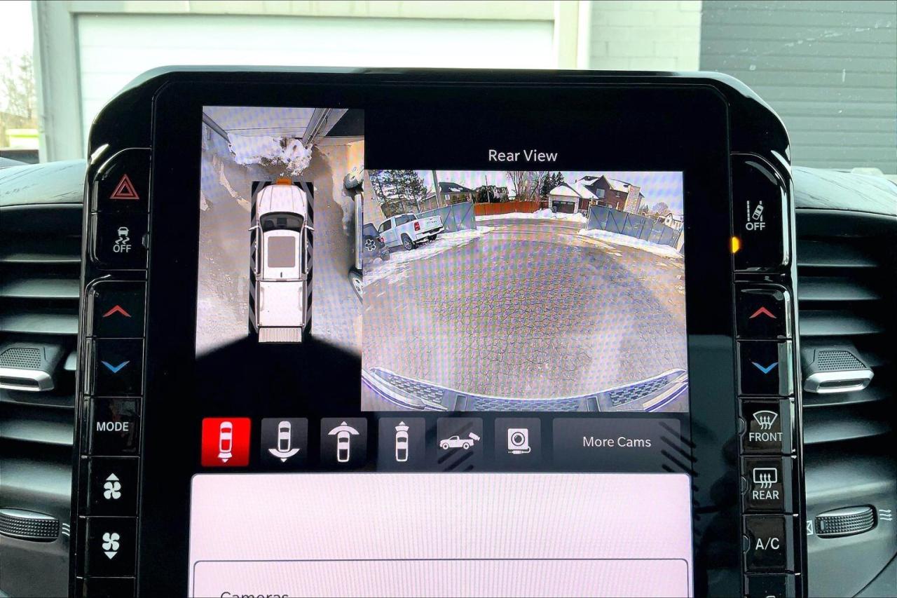 2025 RAM 1500 Limited | Level A | Panoroof | Bed Utility | 4X4 Photo