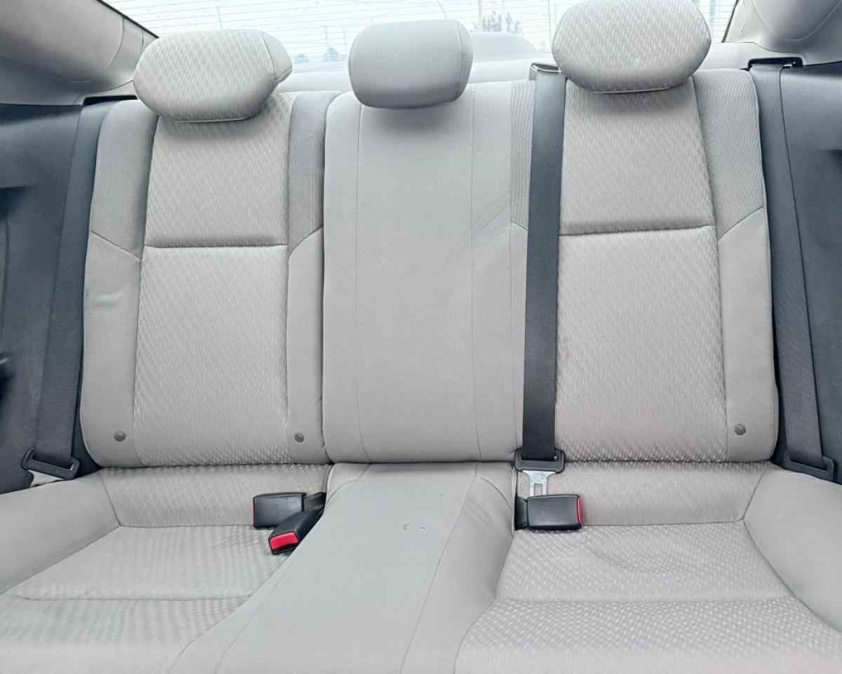 2015 Honda Civic COUPE Auto, FWD, 1.8L 4cyl, Gas Photo